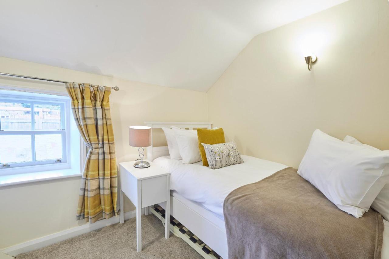 Host & Stay - Honey Cottage Hinderwell Eksteriør bilde